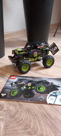 LEGO Technic Monster Jam Grave Digger