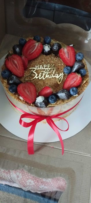 Торт і смаколики