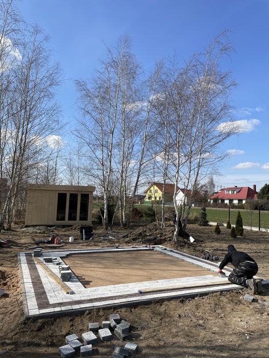 Minikoparka wynajem, usługi minikoparką, fundamenty przyłącza sieci