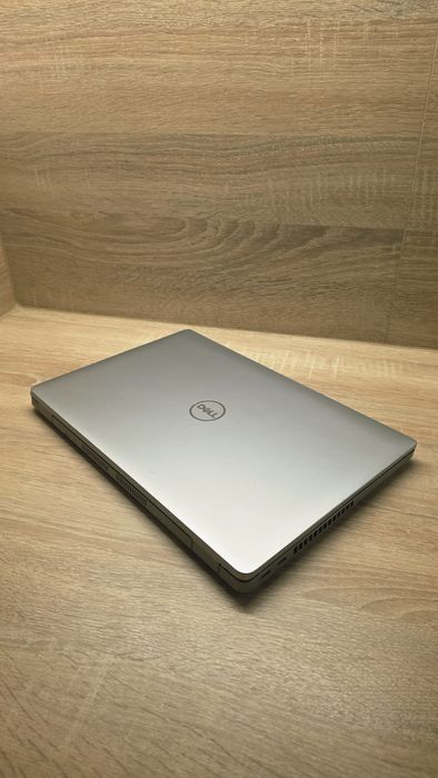 Laptop Dell Latitude i5-1235U 16GB DDR4 Iris Xe 256GB SSD M.2 Win11Pro