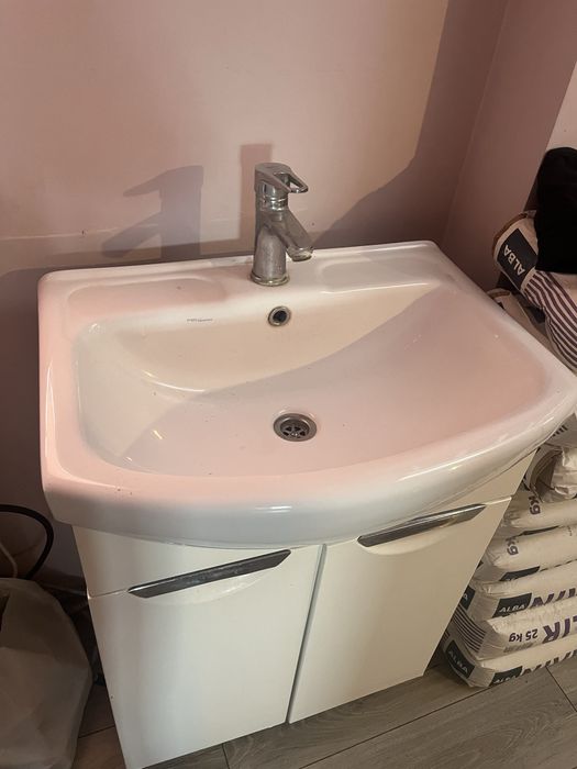 Умивальник з тумбою б/у