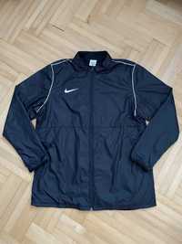 Nike Dri-Fit.       .