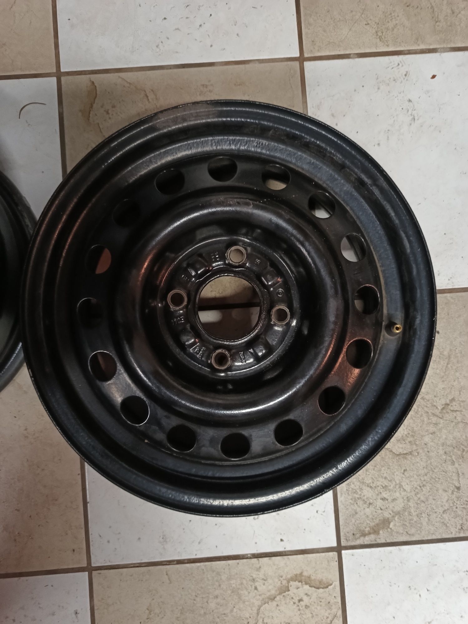 2x Felgi stalowe 15" 4x114,3  ET 44 Volvo