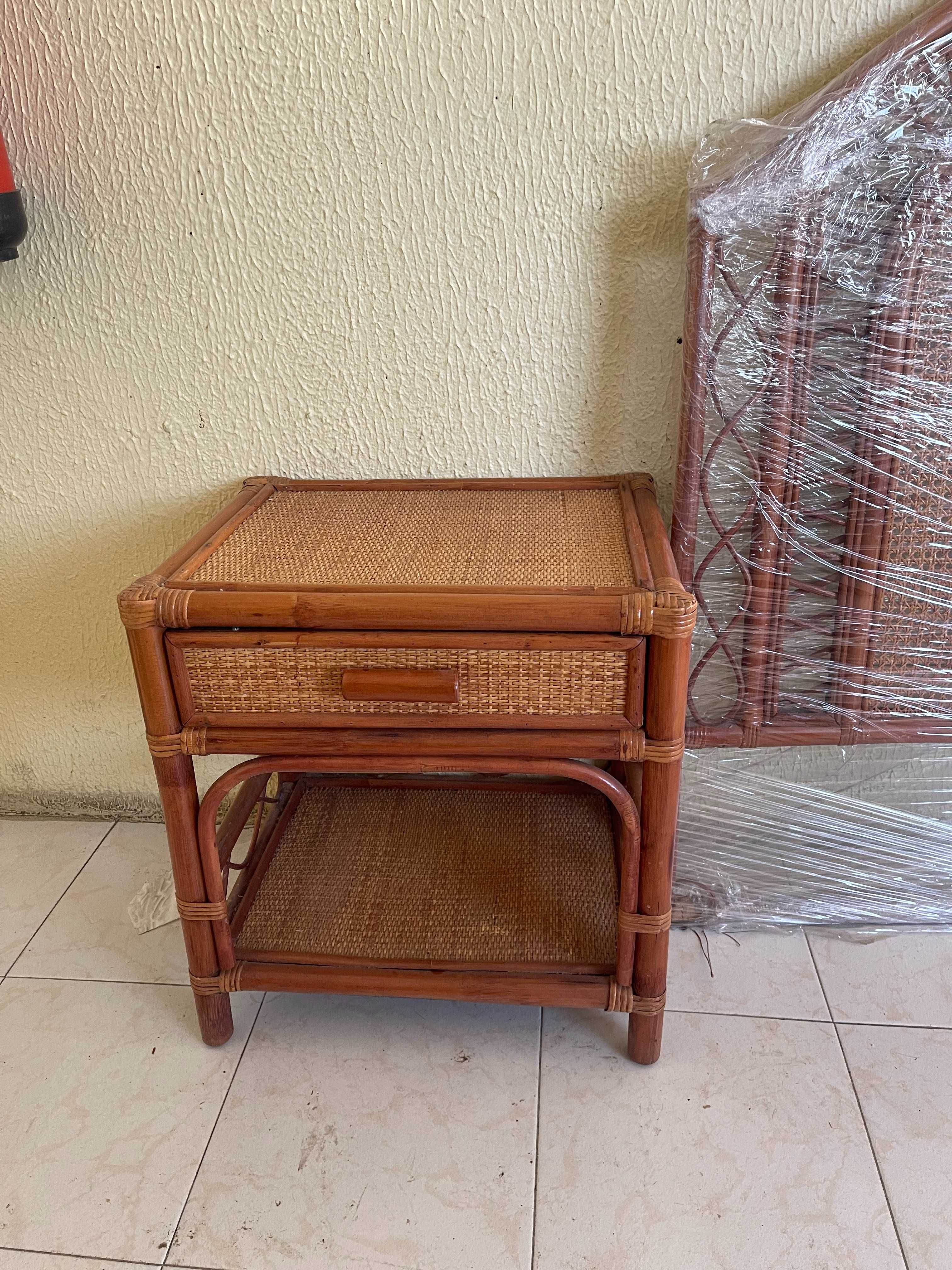 Conjunto de Quarto em Bambu e Palhinha – Completo e Elegante