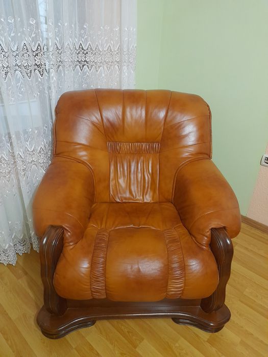 Диван шкіряний+крісло