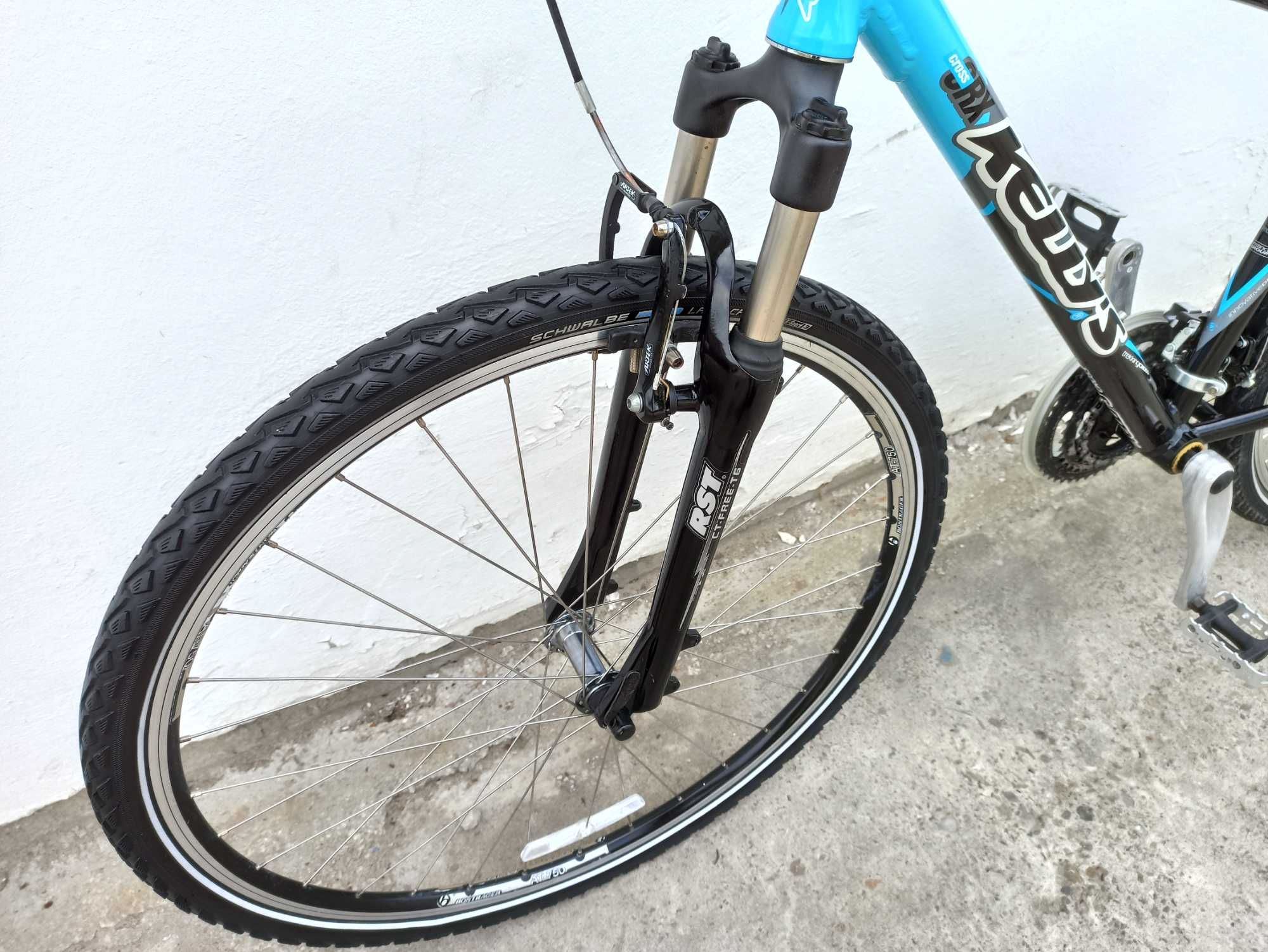 Rower crossowy Kellys Saphix koła 28 rama Alu 17" na 140-165 cm
