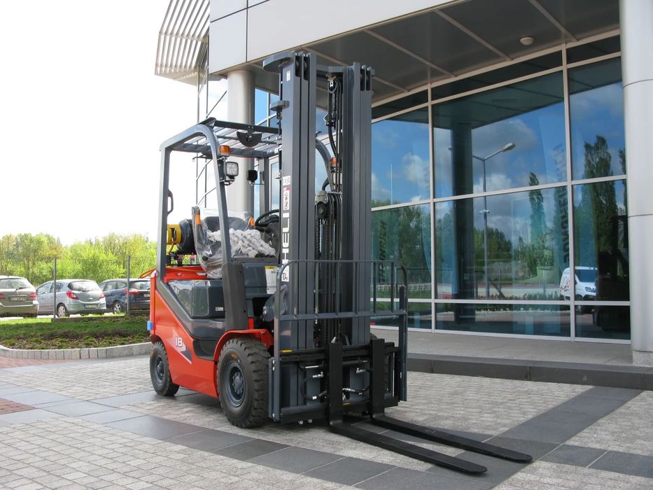 Heli CPYD18-KU1H TRIPLEX 5.4m  Wózek widłowy HELI CPYD18-KU1H NOWY 2024 ROK 1,8 TON TRIPLEX 5,4M