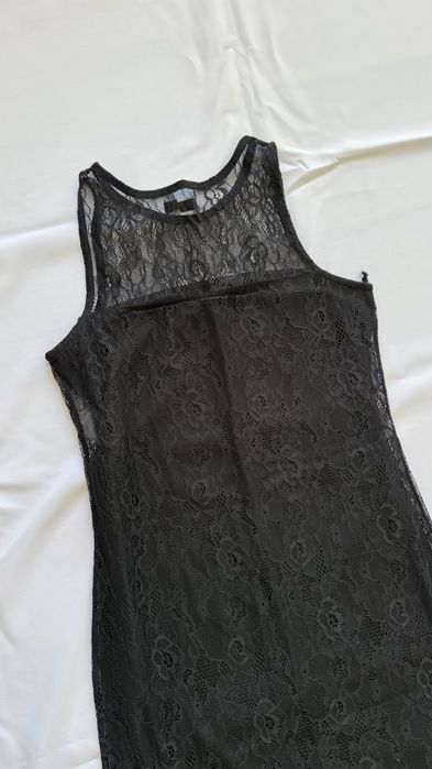 Sukinka mini obcisla body con czarna koronkowa, Sinsay rozm. M