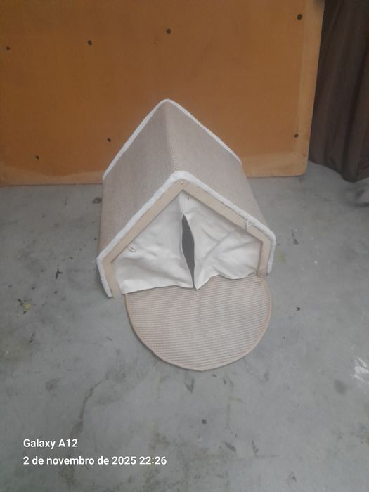 Casota interior para animais pequenos