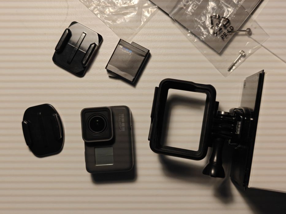 GoPro HERO 5 Black, kamera sportowa, stan BDB