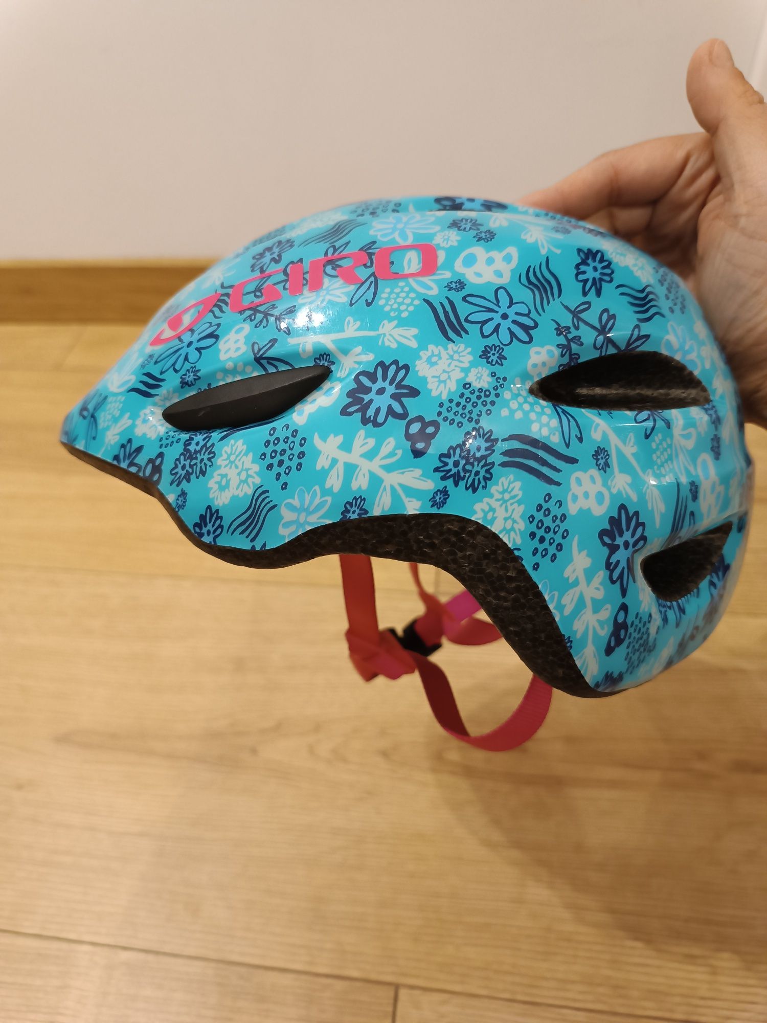 Kask rowerowy GIRO