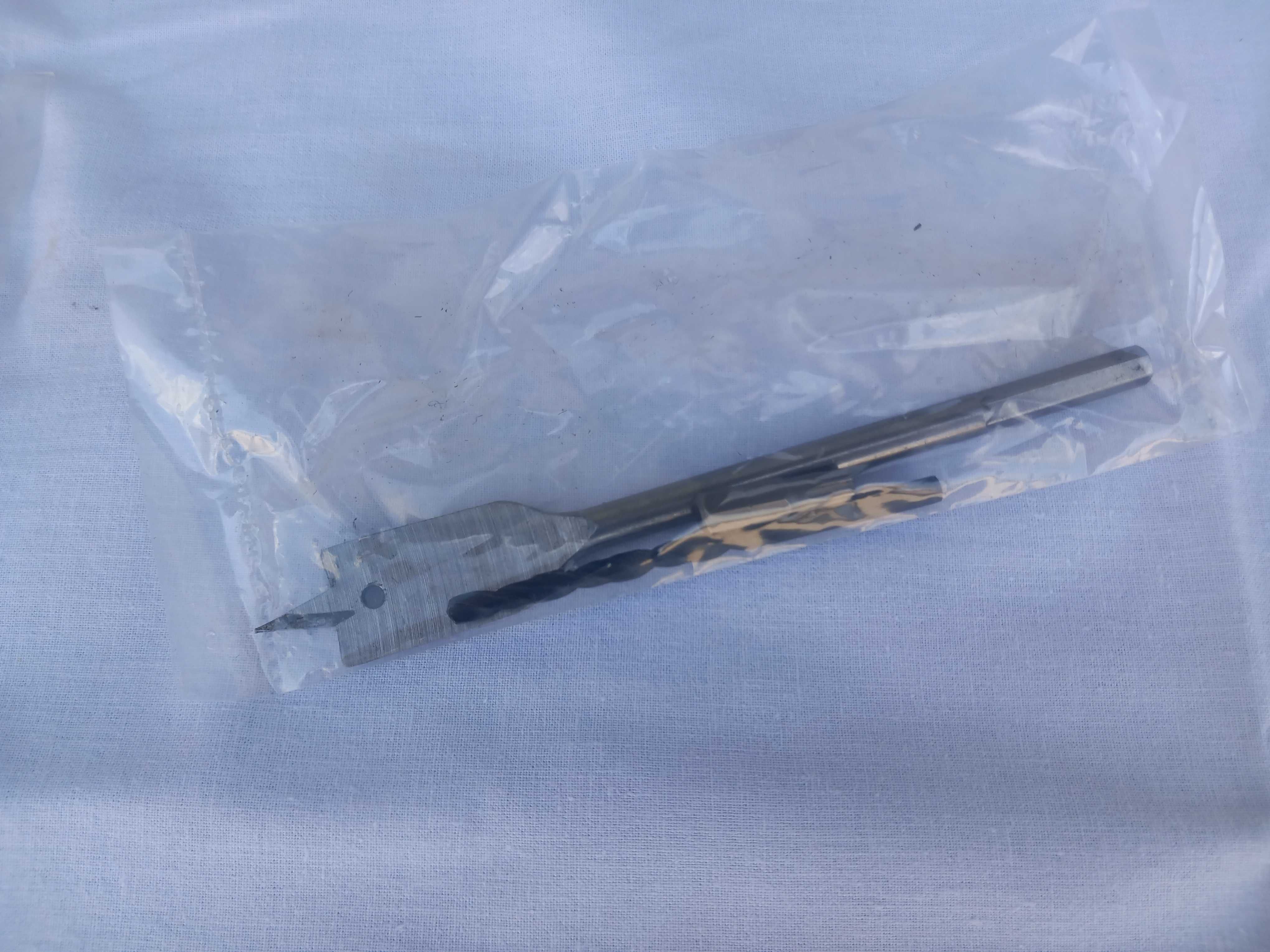 Zamek nawierzchniowy z wkładką zasuwa Gatemate 50 mm