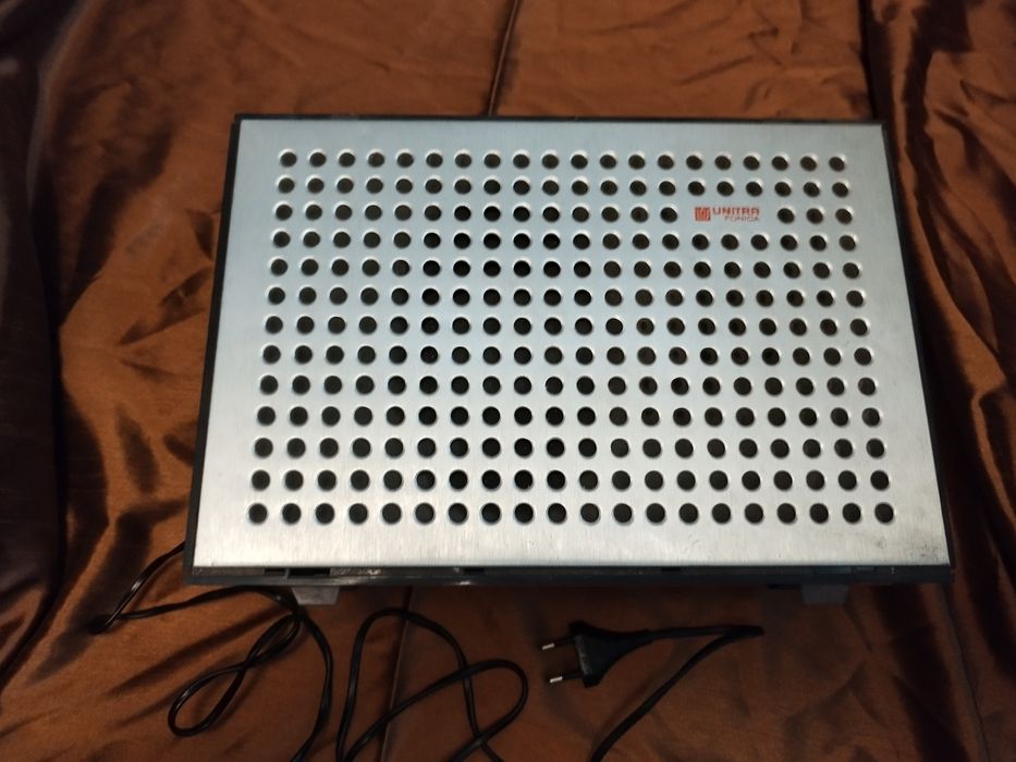 UNITRA gramofon że wzmacniaczem