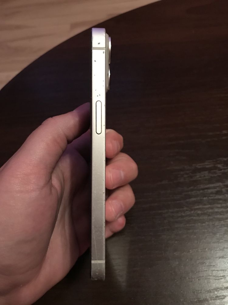 Продаю iPhone 14 128 ГБ