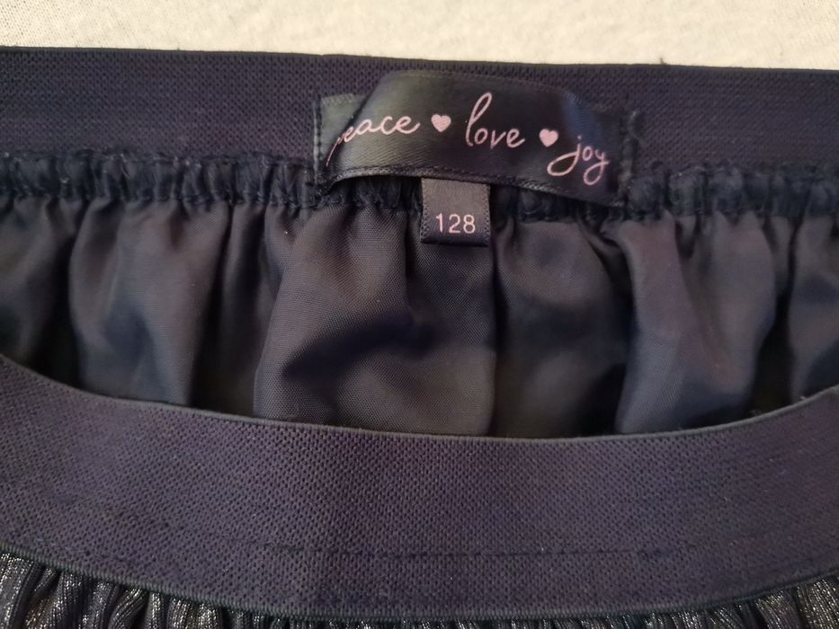 Okazja!!! Nowa spódniczka błyszcząca srebrna  128