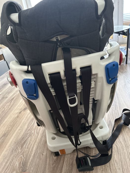 Fotelik obrotowy 360 car seat