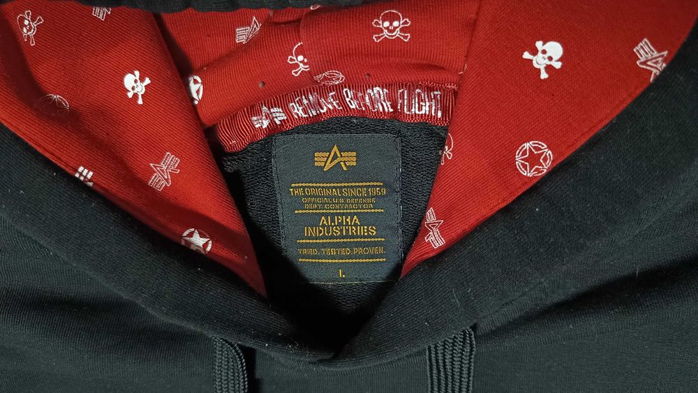 Męska bluza ALPHA INDUSTRIES r.L stan bardzo dobry