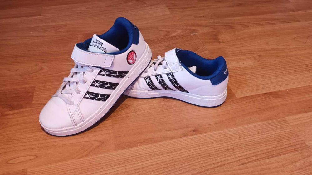 Ténis Criança Adidas Homem-Aranha + Oferta