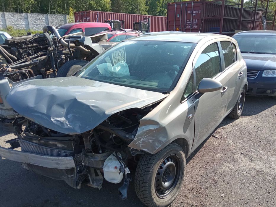 Opel Corsa D 1.4 A14XER *na części*