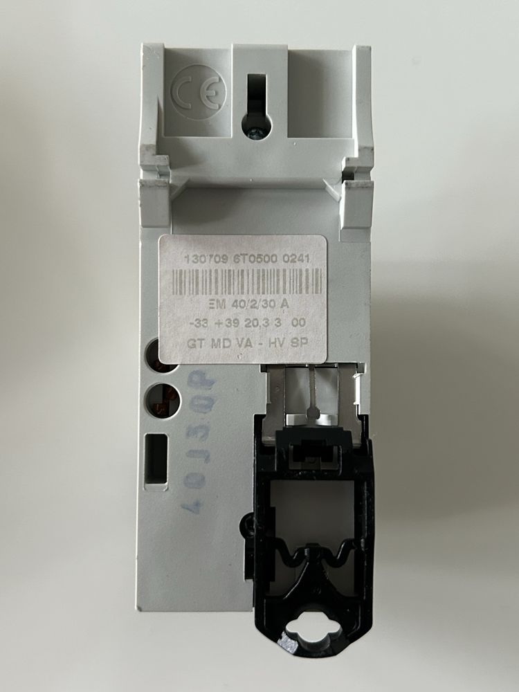 606086 GE Wyłącznik różnicowoprądowy 2P 25A 30MA TYP A BPA225/030