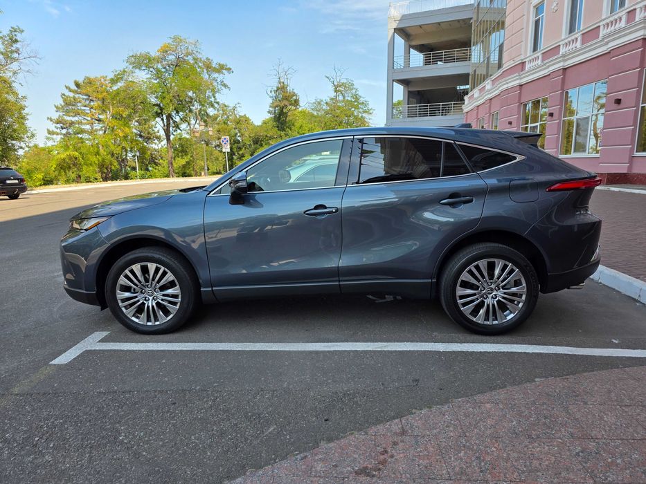 Toyota Venza 2022 LIMITED HYBRID 2,5