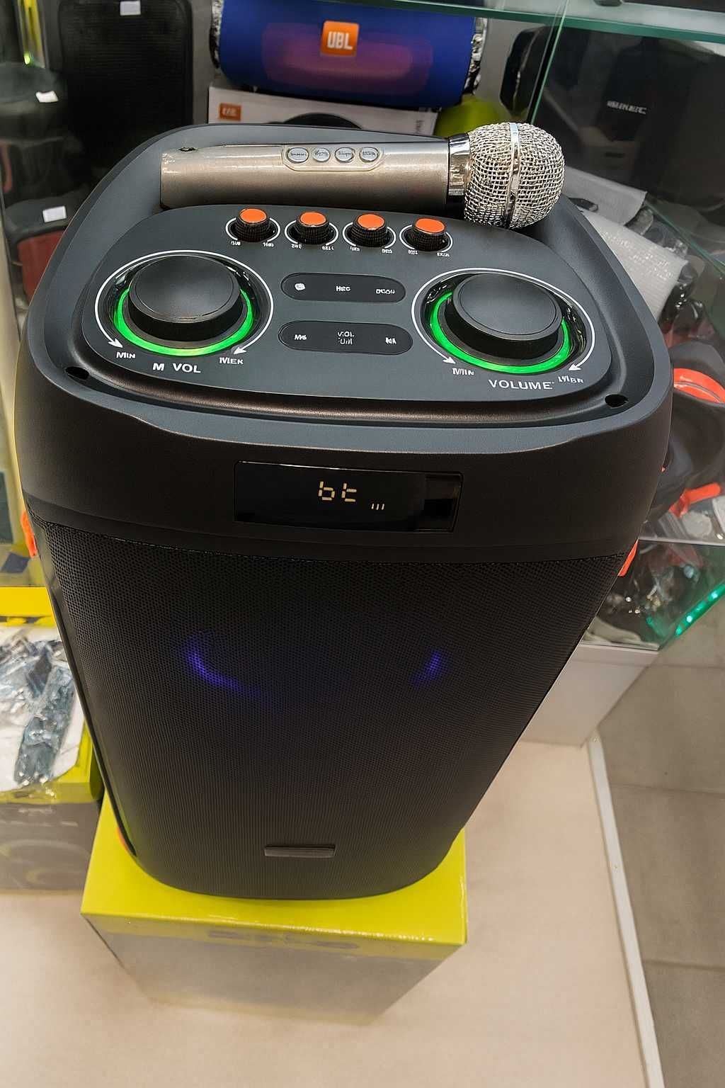 Колонка портативная ZXX 1200 Вт с пультом, микрофоном и TWS-функцией.