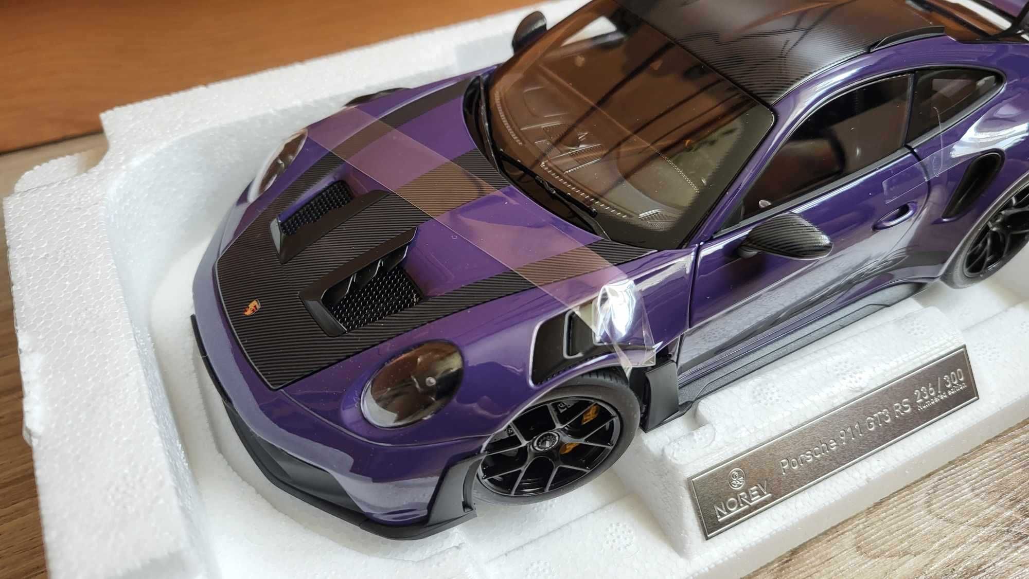 Norev - 1/18 Porsche 911 992 GT3 RS Weissach Ultraviolet