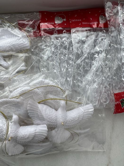 Прозорі новорічні підвіски-бурульки акрилові іграшки