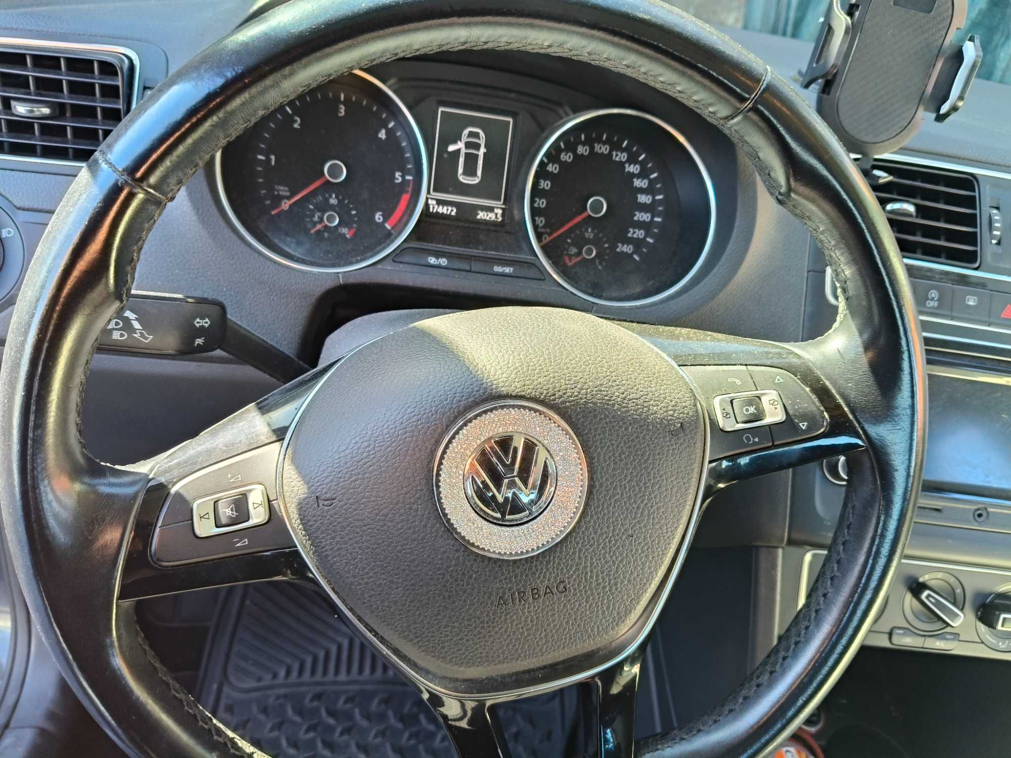 Volkswagen polo ano 2015
