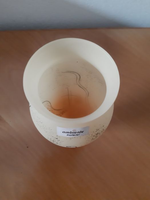 Jarra em vidro amarela