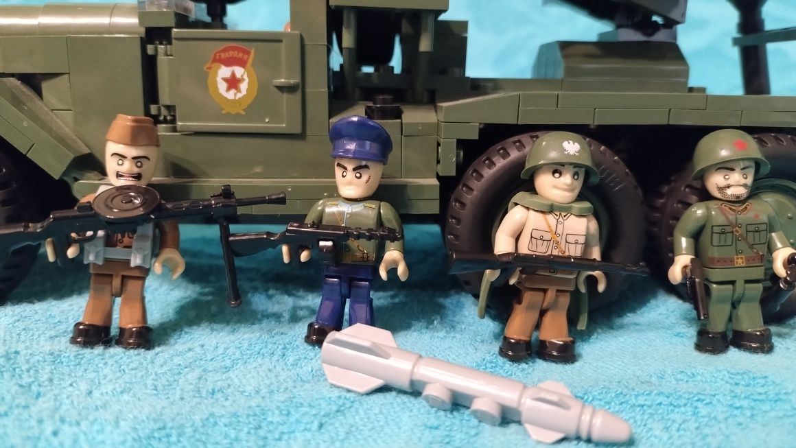 Cobi katiusza bm-13 zis Bitwa o Berlin.