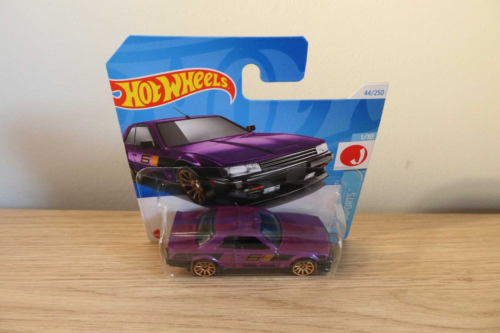 Nissan Skyline RS (KDR30) - Hot Wheels