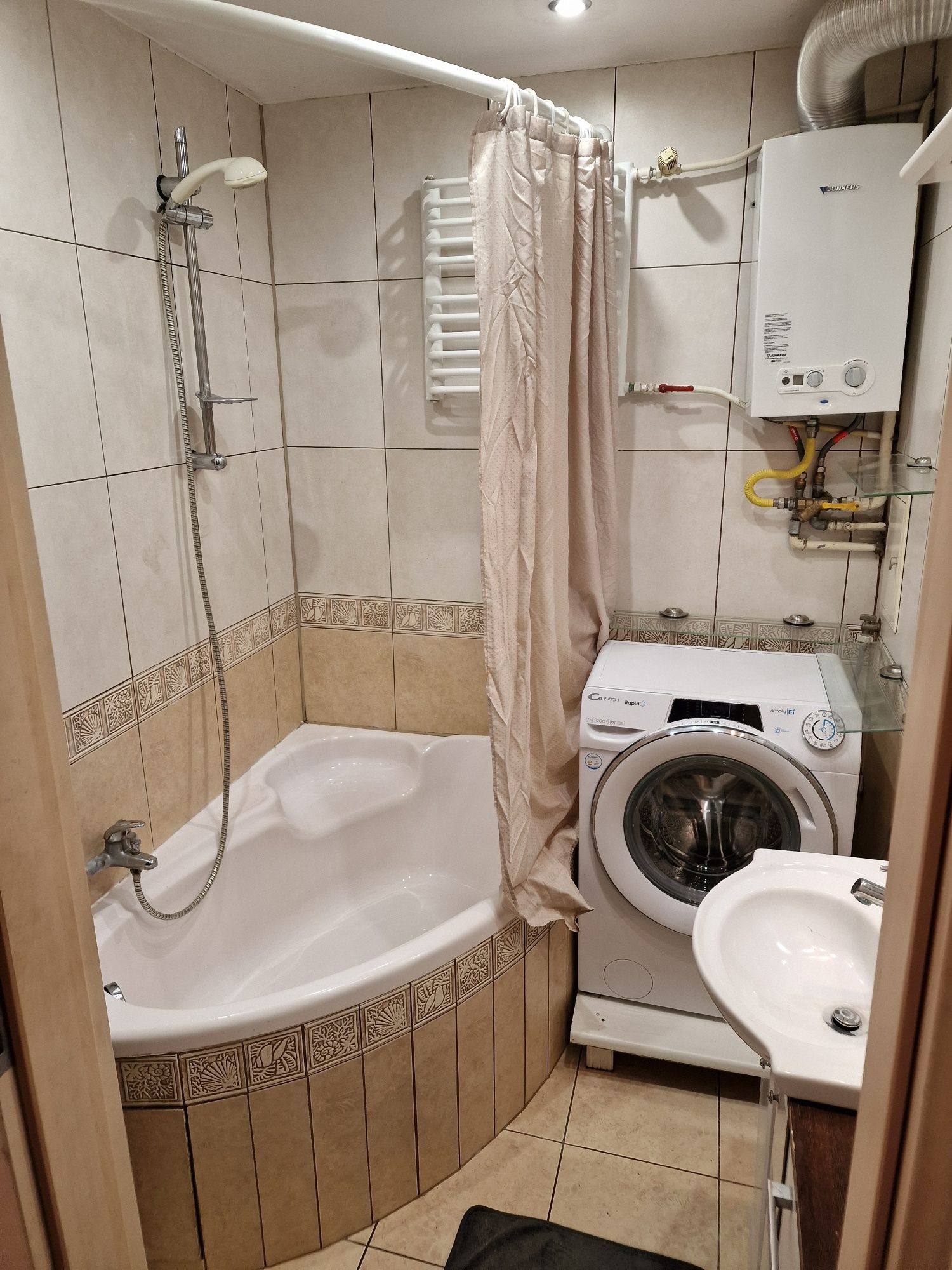 Mieszkanie 56m2 3 piętro Oboźna