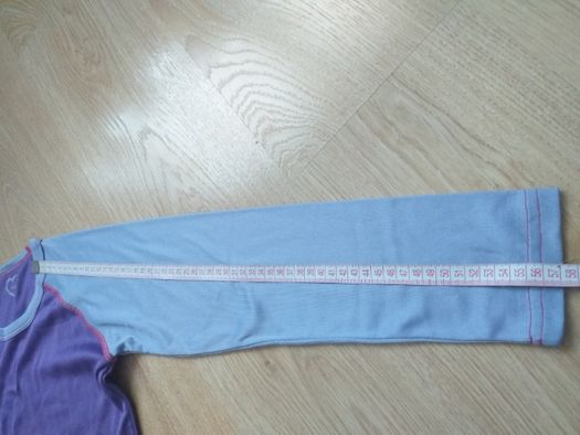 Bluzka sportowa dziewczęca rozm. 140 cm