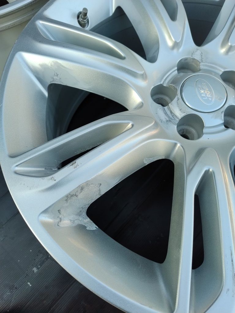 Oryginalne alufelgi RANGE ROVER VELAR 20" czujniki 5x108