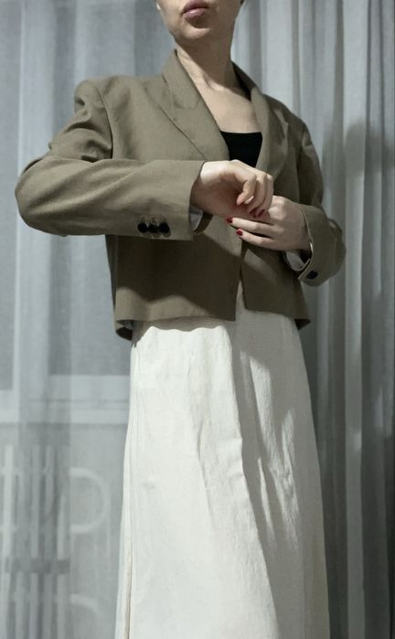 Укорочений жакет Zara