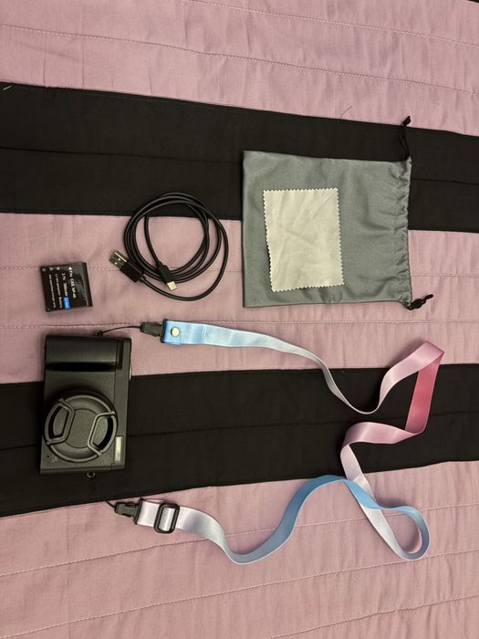 Maquina fotografica compacta nova