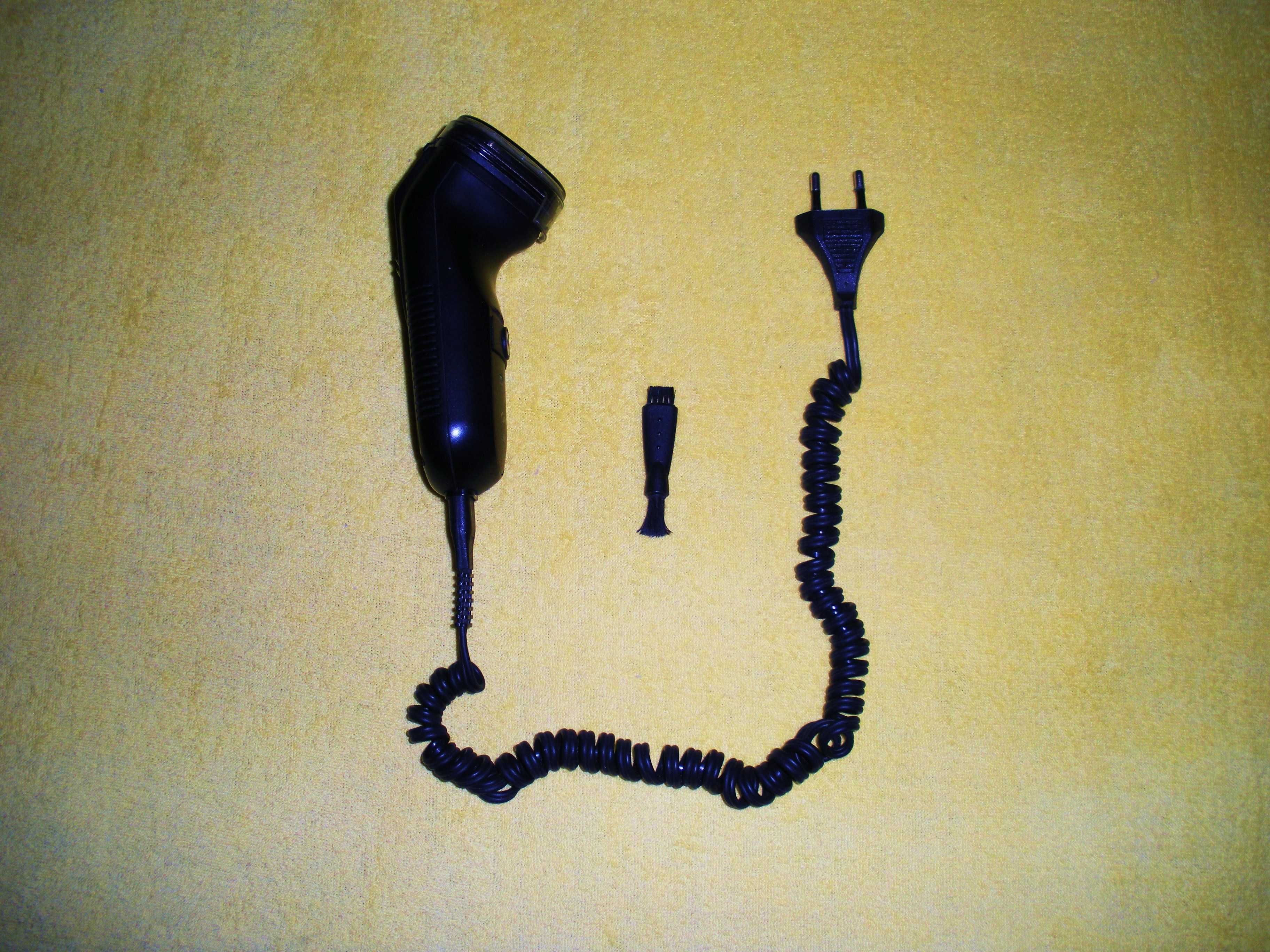 Электробритва “Philips Norelco 3805 XL” (Made in Holland).