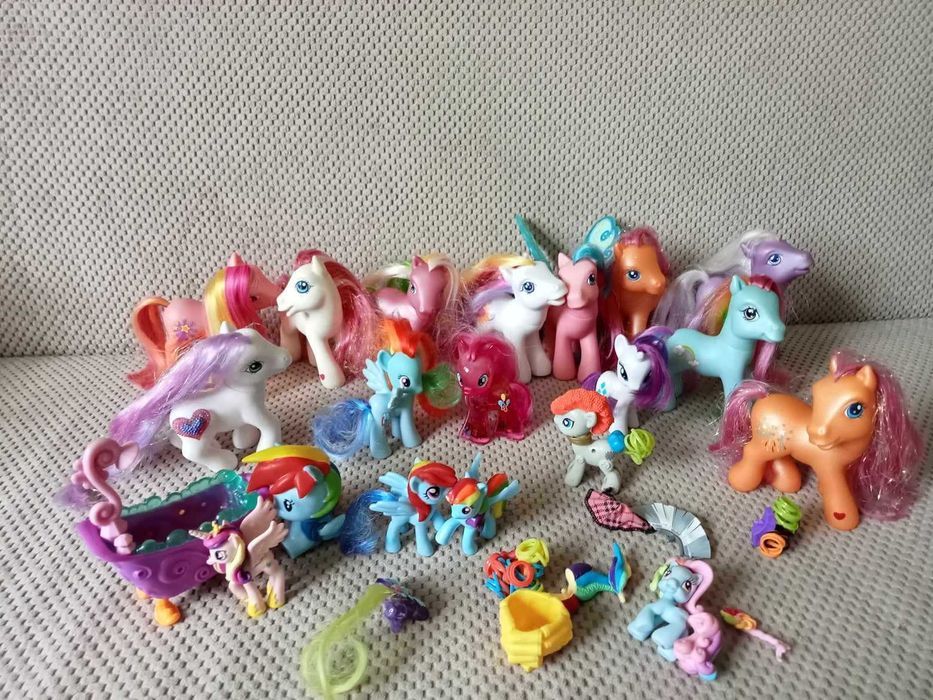 Bardzo duży zestaw zabawek- kucyki My Little Pony oryginalne (Hasbro)
