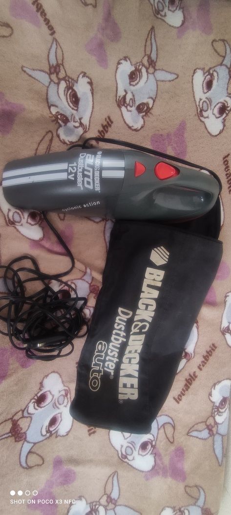 Авто пылесос Black& Decker 12v