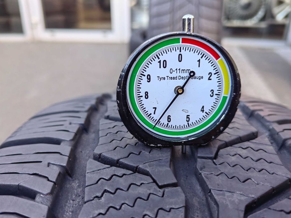 225/55R17C 109/107T Continental Van Contact Winter para zima PZ141