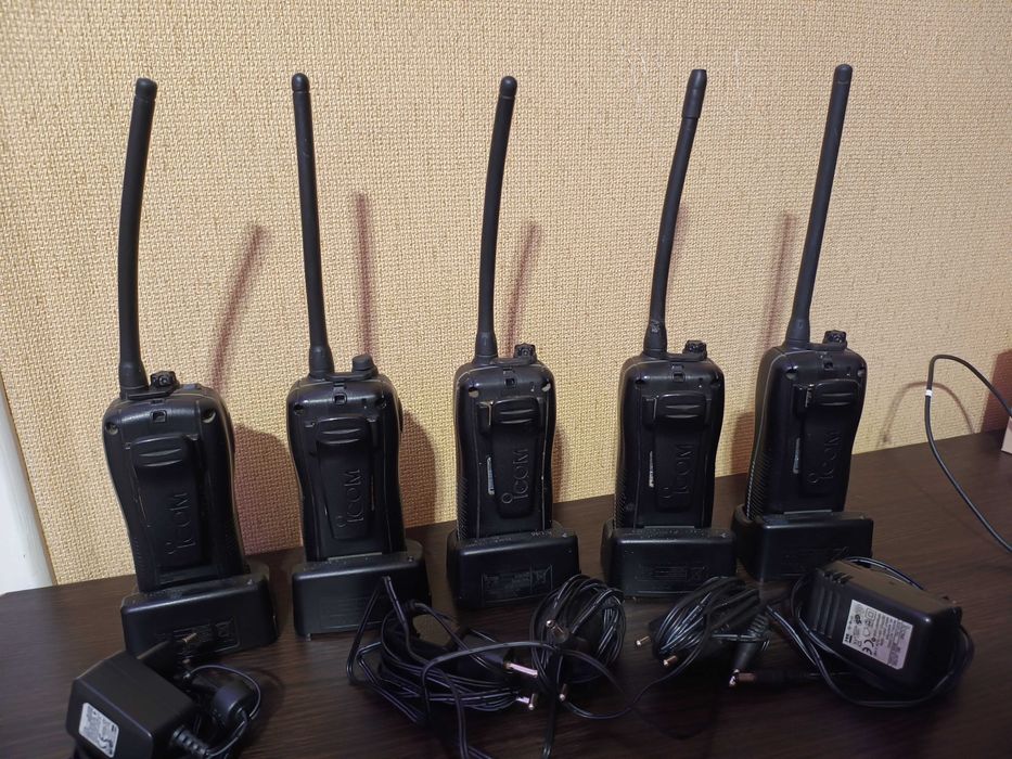 Морские радиостанции ICOM IC-M35, M34. Дополнительные АКБ BP-252.