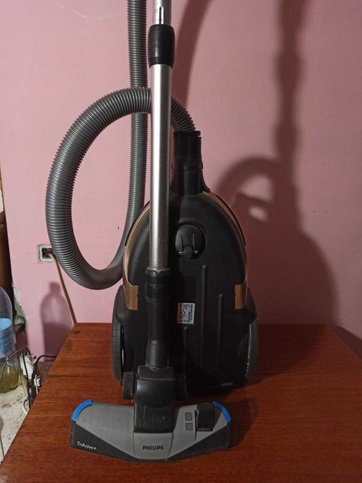 Пылесос PHILIPS NL9206AD PowerPro Ultimate FC9912/01 Безмешковый