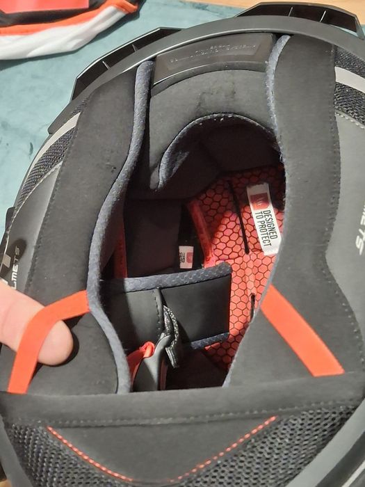 Kask motocyklowy MT Helmets Thunder 4 SV z tego roku!