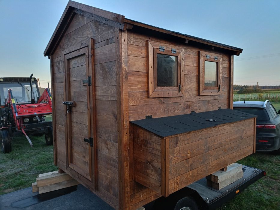 Kurnik zamówienia na luty.