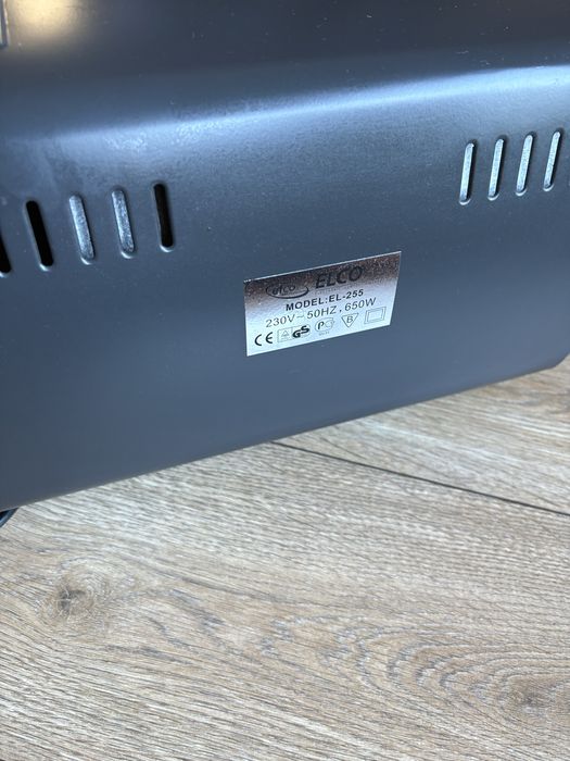 Mini piekarnik elektryczny