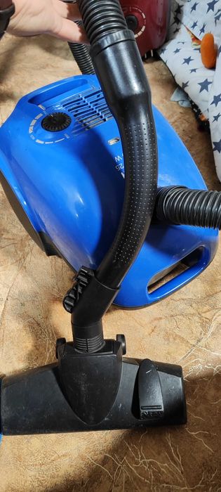 Пилосос Bosch Sphera.