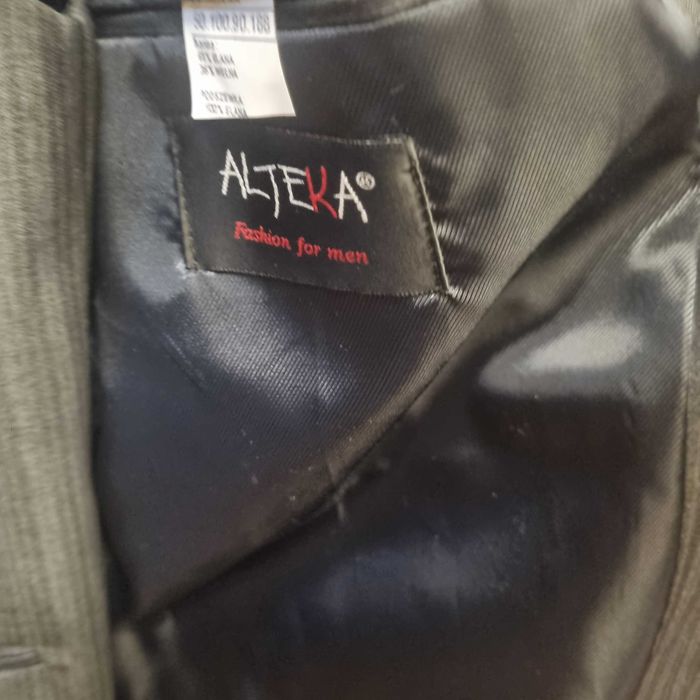 Nowy garnitur męski