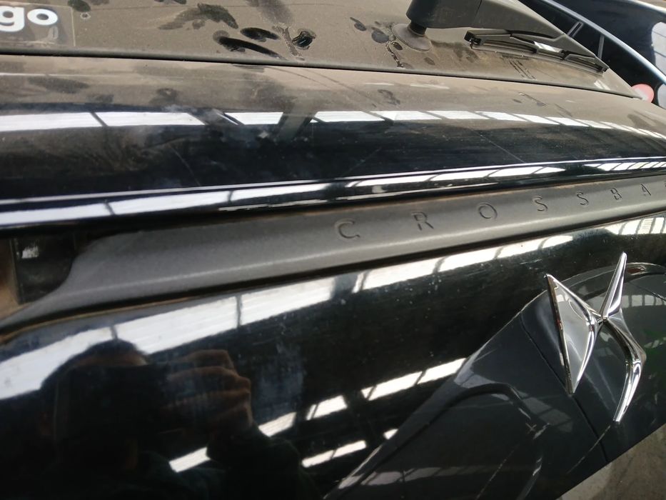 Friso da porta / tampa da mala DS DS7 Crossback (J_)