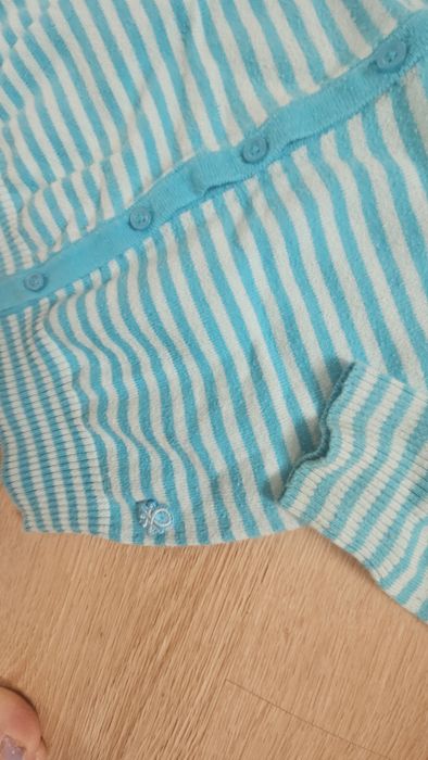 Sweter kardigan benetton dziewczynka 128